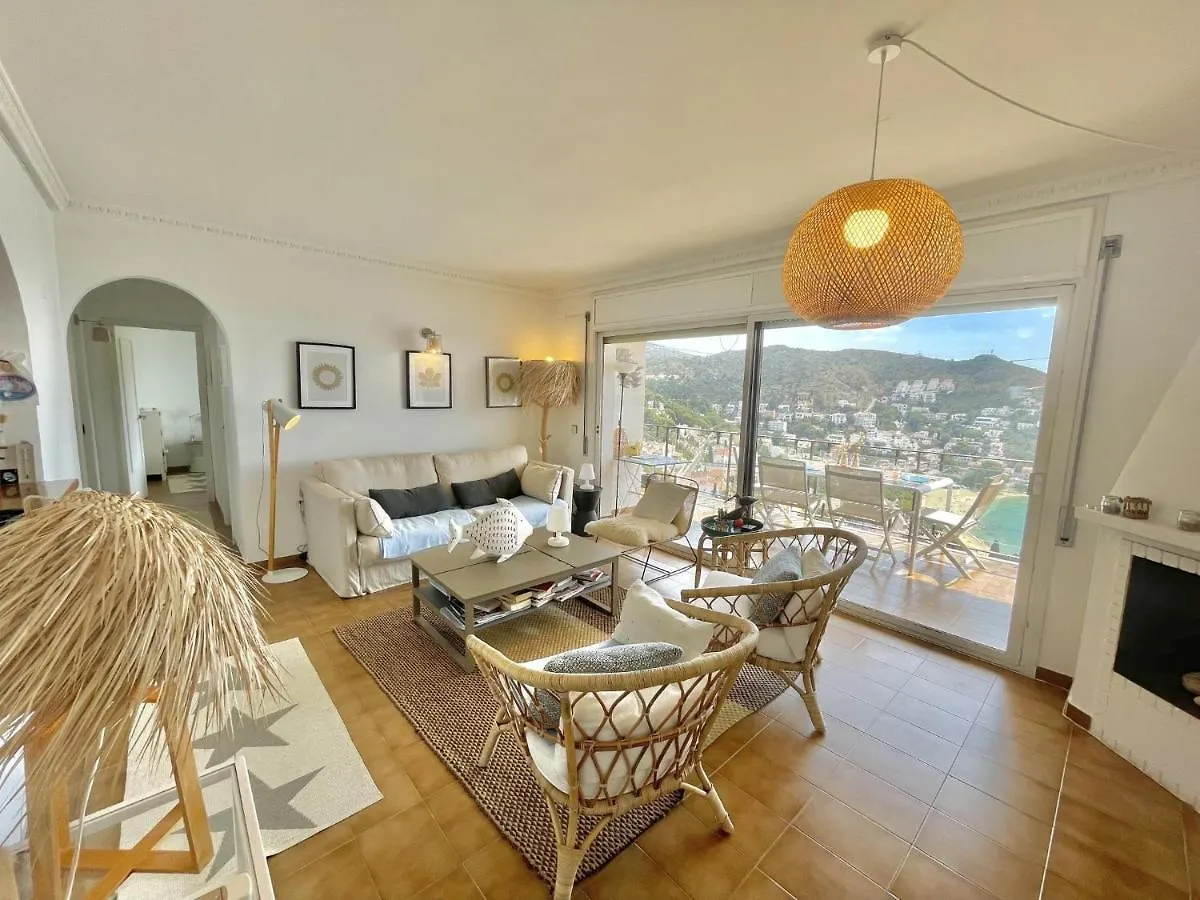 Saint Jacques A6 Apartment Roses
