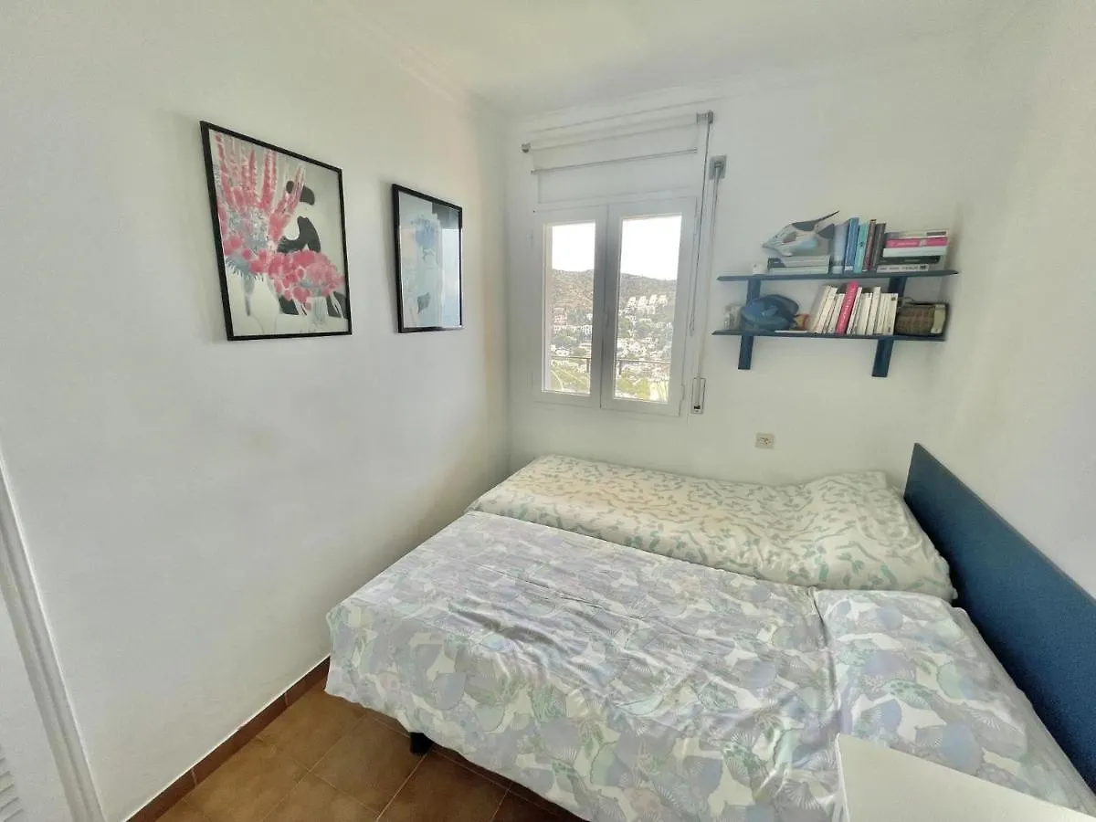Saint Jacques A6 Apartment Roses