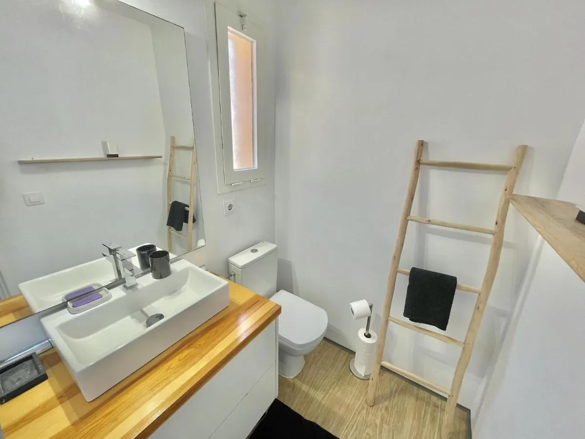 Saint Jacques A6 Apartment Roses