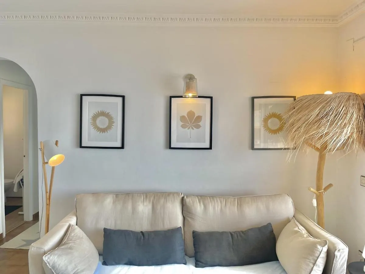 Saint Jacques A6 Apartment Roses