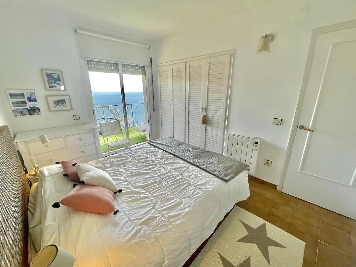 Saint Jacques A6 Apartment Roses